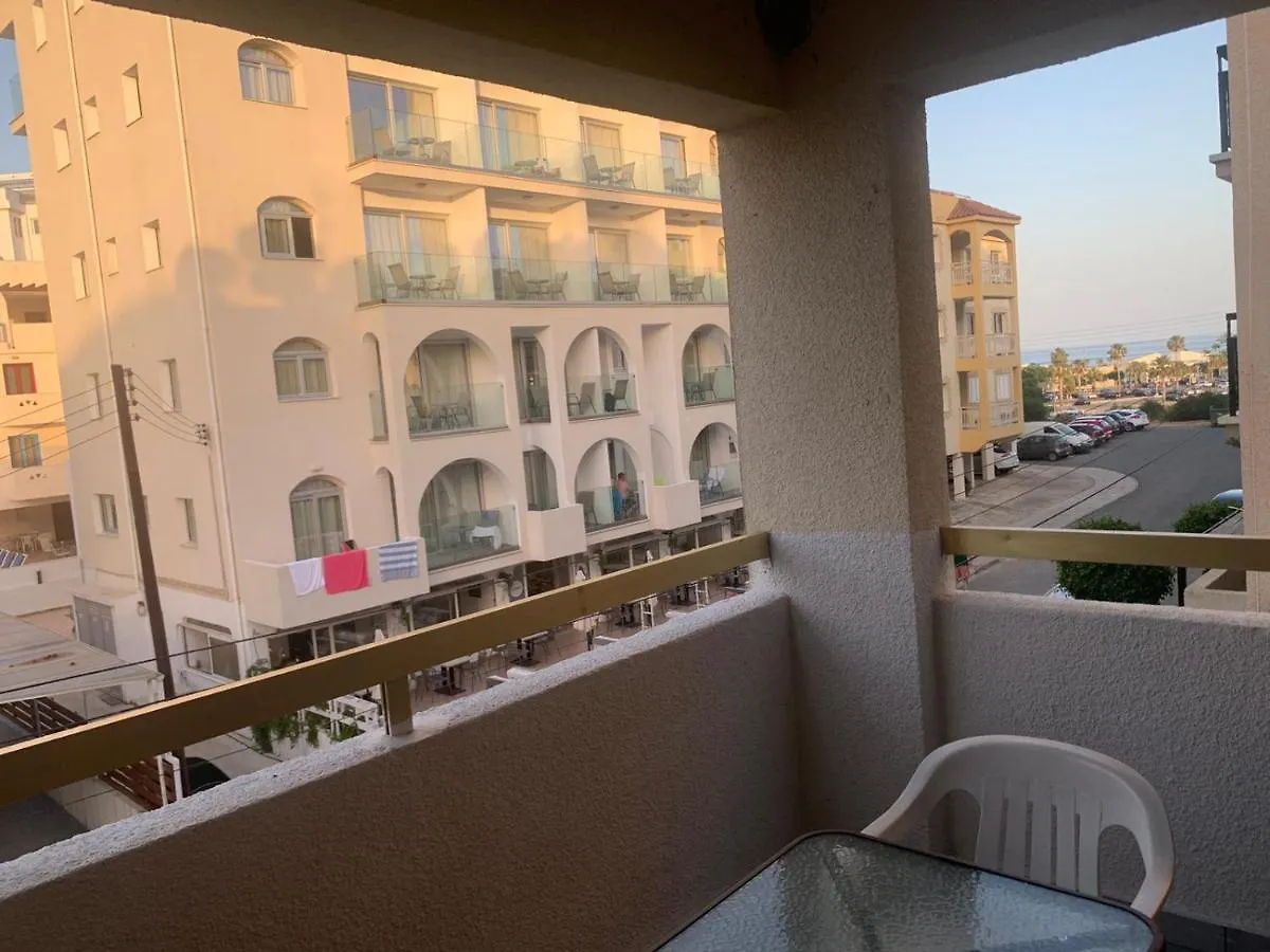 Apartment Green Nondas Hill A Larnaca
